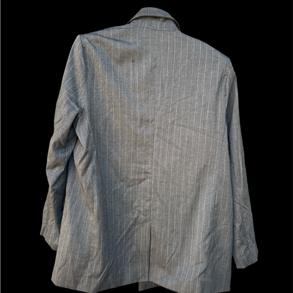 Women's Gray Pinstripe oversized Blazer - Picture 5 of 5